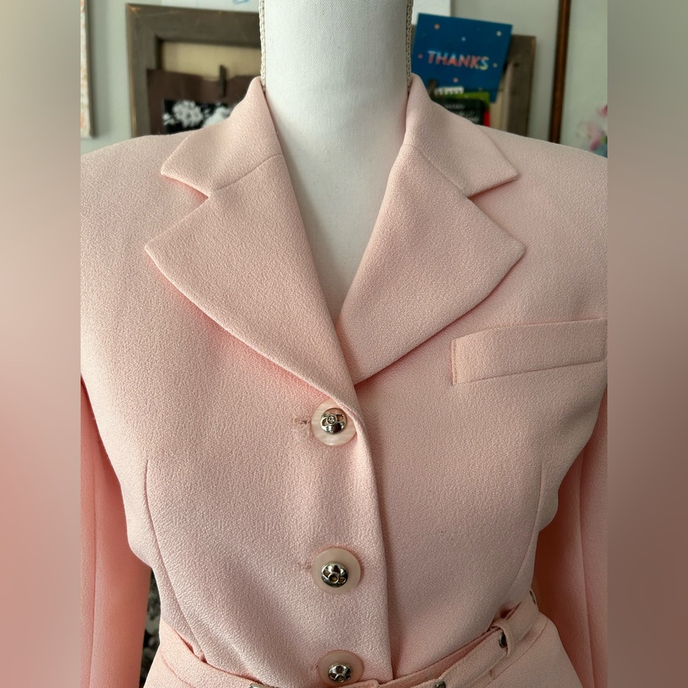 Skirt & coat small set  in pink color